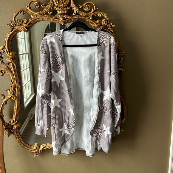 HEIMISH USA Other - Gray Star Patterned Cardigan